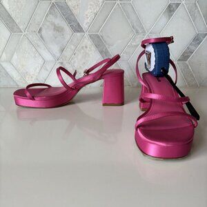 Larroude Size 9 Hot Pink Strappy Platform Block Heel Sandal Gio Sandal Satin